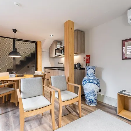 Guestready - Mercadores 150 Guest house