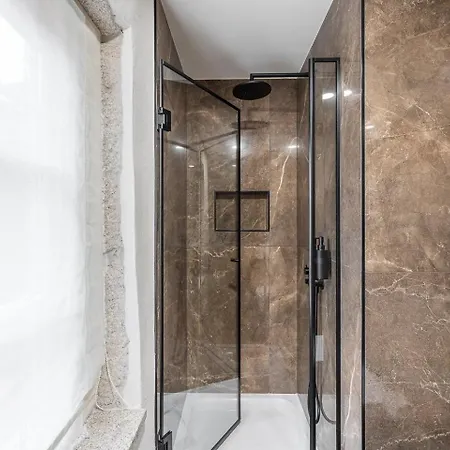 Guestready - Mercadores 150 *